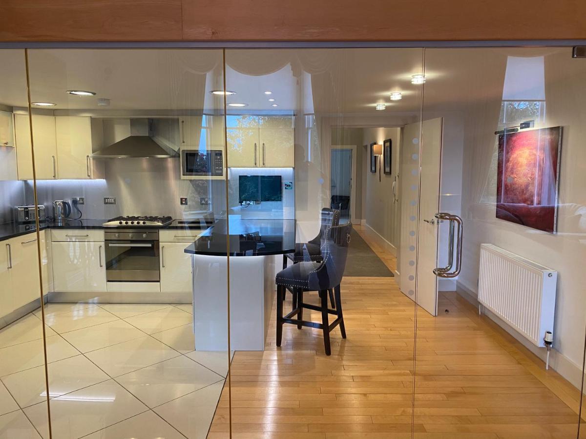 Perfect In The Park Apartment Glasgow Exterior photo